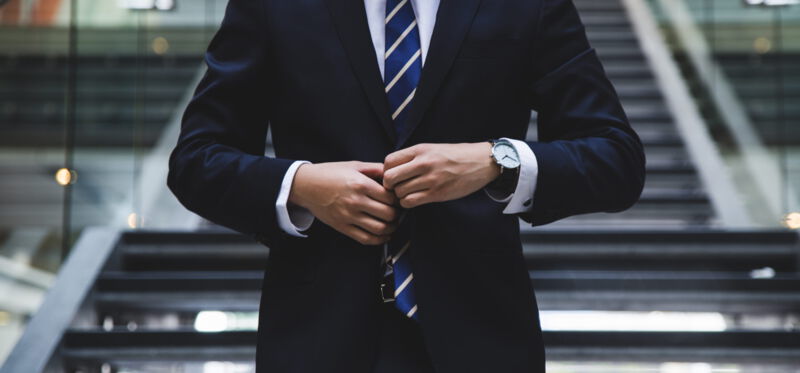 Портрет российского GMP-инспектора, проводящего проверку германских, австрийских и швейцарских фармацевтических компаний в рамках официальных GMP-инспекций