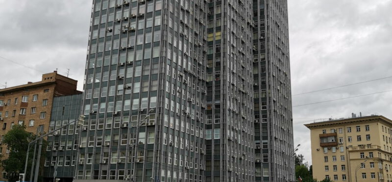 Das russische Institut für Arzneimittel und Gute Praxis (GILS i NP, zu Englisch: SID & GP) ist u.a. für die weltweite Durchführung russischer GMP-Inspektionen zuständig